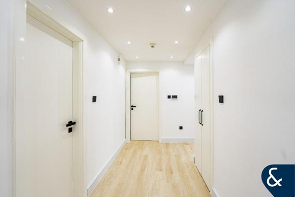 Renovated I Vacant Now I Enquire today