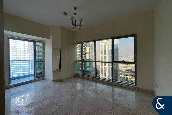 Spacious | Canal View | Unfurnished