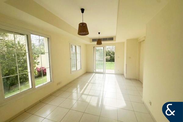 Type 4E | Vacant | Opposite Pool and Park