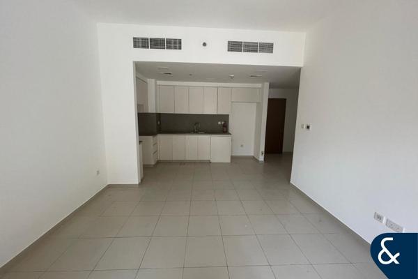 Large Terrace | Podium Level | Vacant Now