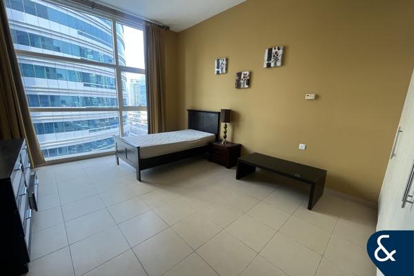 Near Metro | Vacant | Upgraded | Furnished