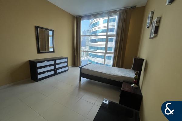 Near Metro | Vacant | Upgraded | Furnished