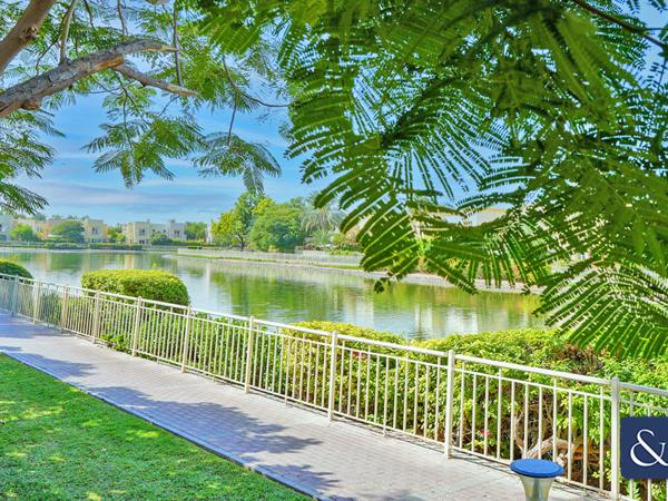 Huge Plot | Full Big Lake Views | Type 3E