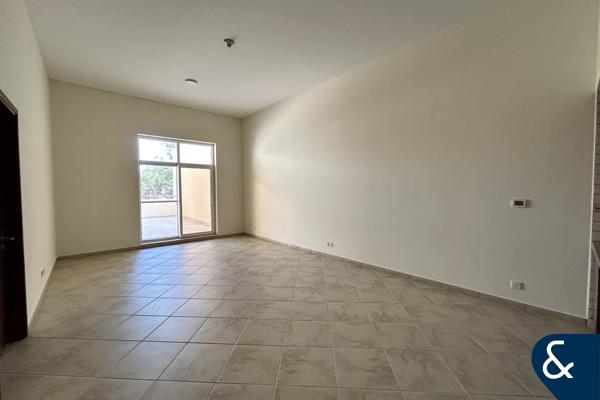 One Bed With Terrace I Vacant Now I 1566 Sqft