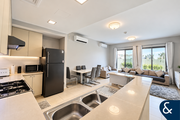 Opposite Pool & Park | 4 Bed Plus Maids | VOT
