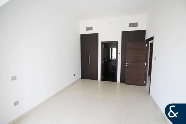 1 Bedroom | Marina View | Available December