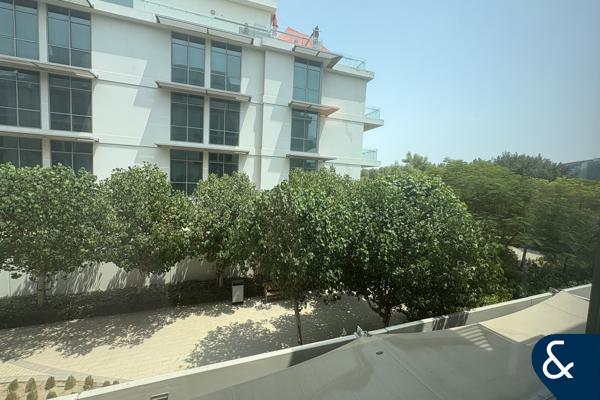 Spacious Layout | Vacant Unit | View Today