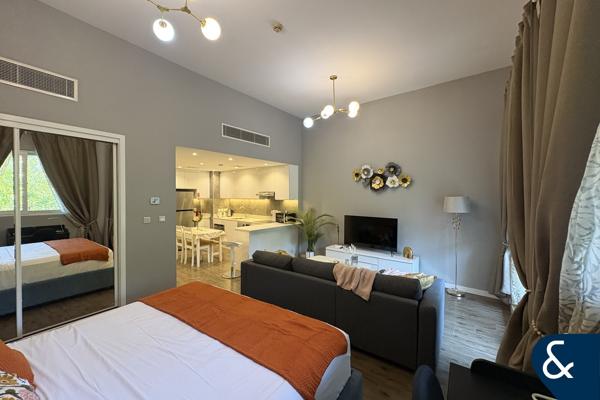 Furnished | Upgraded | Ground Floor