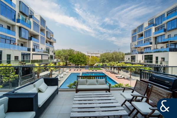 Pool and Park View | 2247 Sq | 3 Bedroom