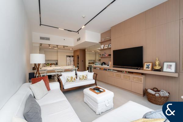 Pool and Park View | 2247 Sq | 3 Bedroom