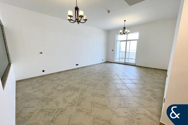 High Floor | Upgraded | Maids + Storage