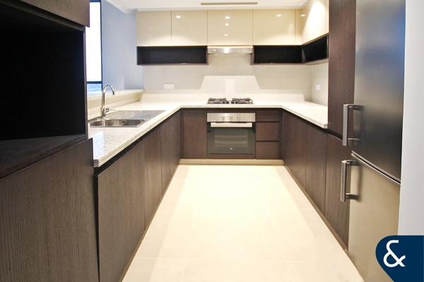 1 Bed | Large Layout | Water View |