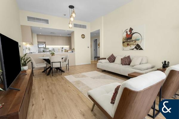 Upgraded Two Bed | Park View | Vacant Soon