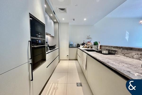 2 Bed | 3 Bath | Upgraded | Notice Served