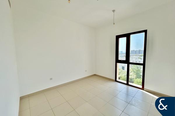 One Bedroom | Four Cheques | Townhouse Views