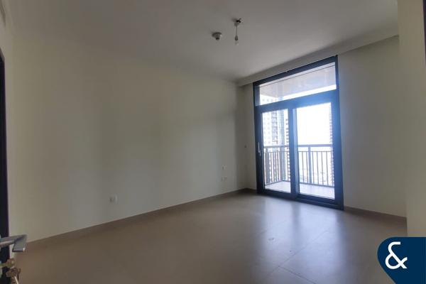 Vacant Now | Closed Kitchen | High Floor