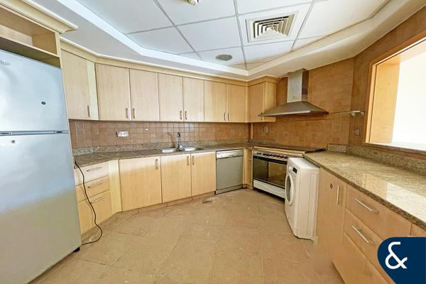 2 bed + Maid | Unfurnished | Vacant June 30