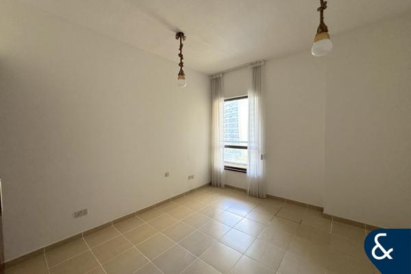 Vacant | Low Floor | Great Condition