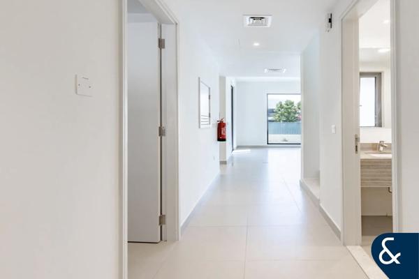 Close to Pool | Single Row | Refurbished