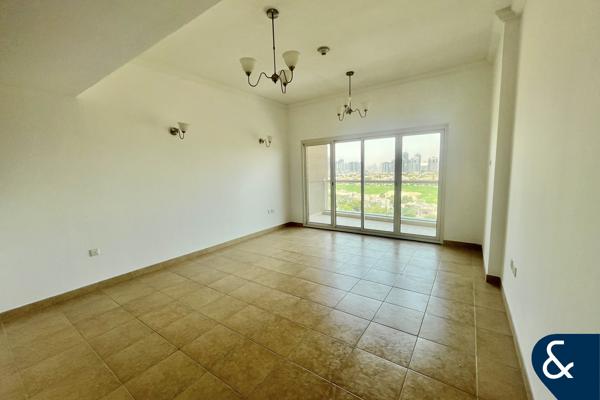 Golf View | Chiller Free | 2 Ensuite Beds