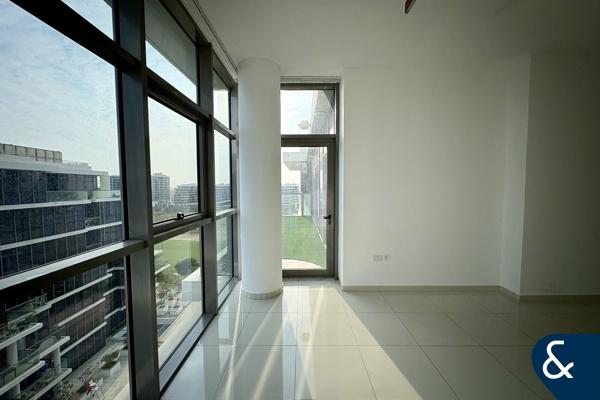 2 Bed | Top Floor | Golf + Pool View | Vacant