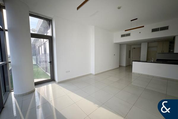2 Bed | Top Floor | Golf + Pool View | Vacant