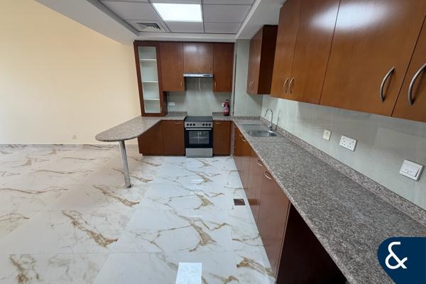 Upgraded 1Bed | Garden View | Vacant Now