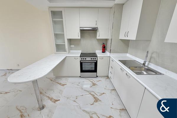 Upgraded 1Bed | Garden View | Vacant Now