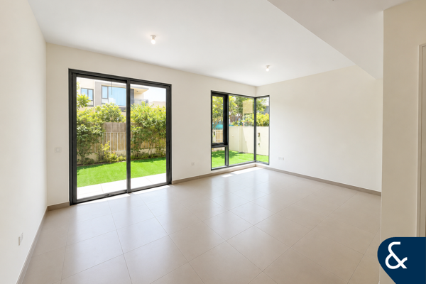 Single Row | Type 2E | 4 Bedroom Plus Maid
