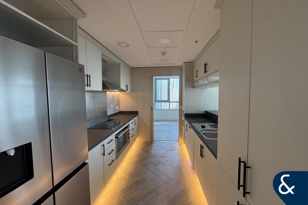 Burj & Fountain Views | Upgraded | Vacant