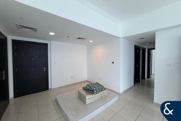 2 Bed Plus Study | Unfurnished | Vacant Now