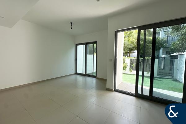 Close to Pool | Genuine | Vacant Soon