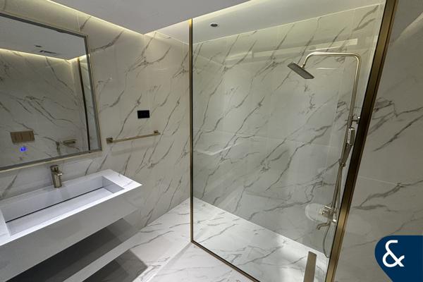 2 Bedrooms | Upgraded | Full Marina View