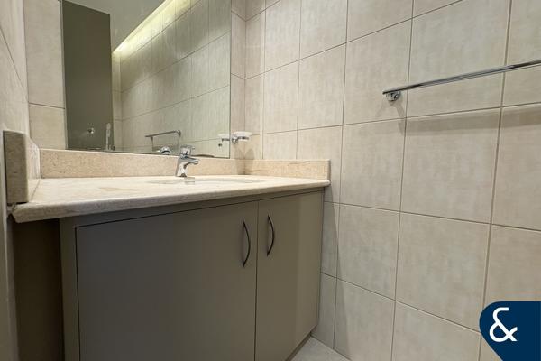 Spacious 2 Bed | Prime Location | Uptown