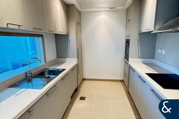 One Bedroom | Upgraded | Marina Promenade