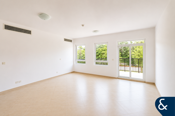 3 Bedrooms | Bright Open layout | 4 Baths