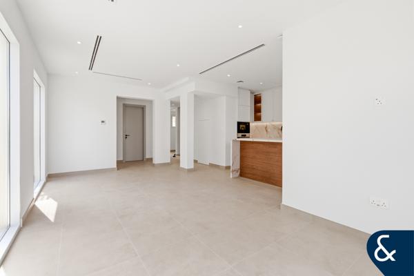 3 Bedroom | Fully Renovated | Fully Extended