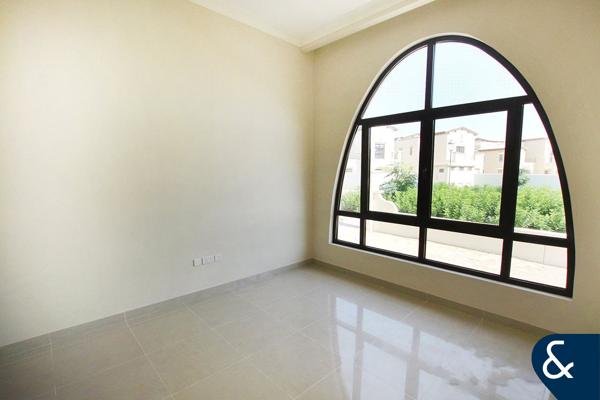 Type 2 | Double Height Ceiling | 4 Beds