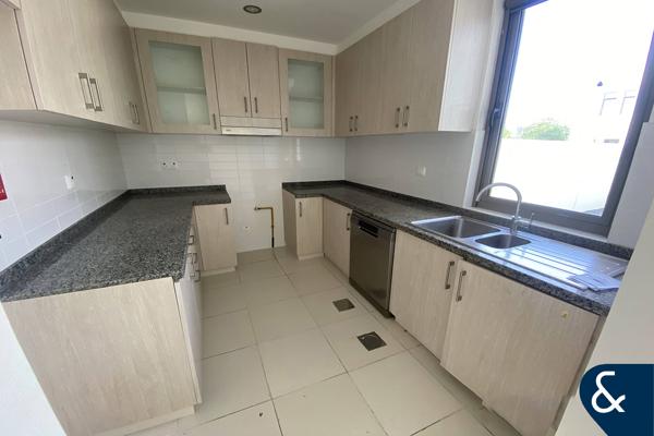 3 Bedrooms | Large Plot | Available Now