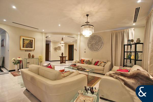8,700 Plot | 5 BR Legacy | VOT | Internal
