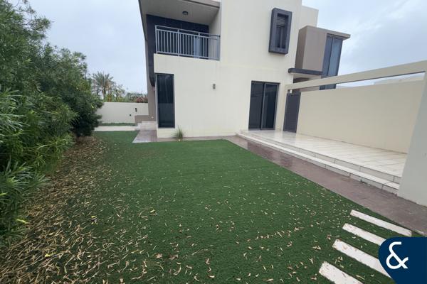 Corner Unit | Vacant | Unfurnished | 4 Beds