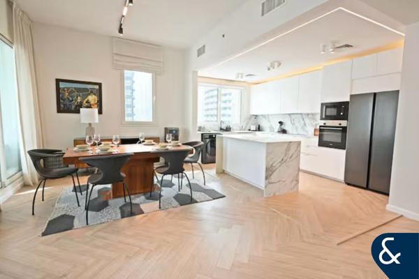 Large 2 Bedroom | Upgraded | Furnished