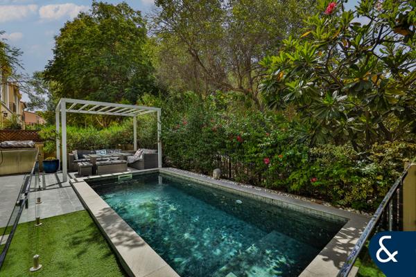 Exclusive | Top Townhouse | Corner Unit