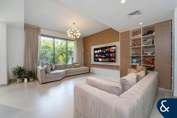 Exclusive | Upgraded | Great Location