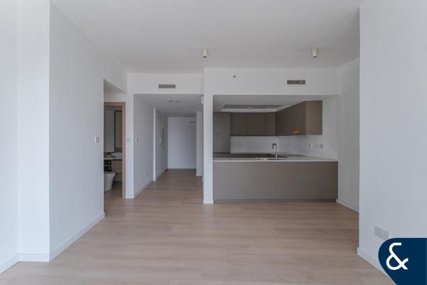 Upgraded | VOT | Canal + Golf  Course View