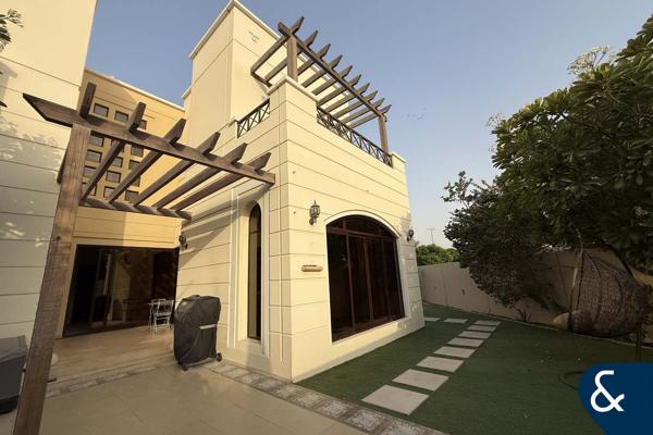4 Bed | Single Row | Corner Unit | Mudon