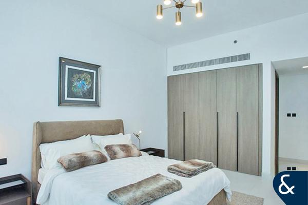 3 Beds Plus maids | Rooftop Pool | Balcony