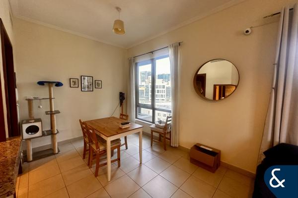 One Bed | Dining | Park and Burj Views