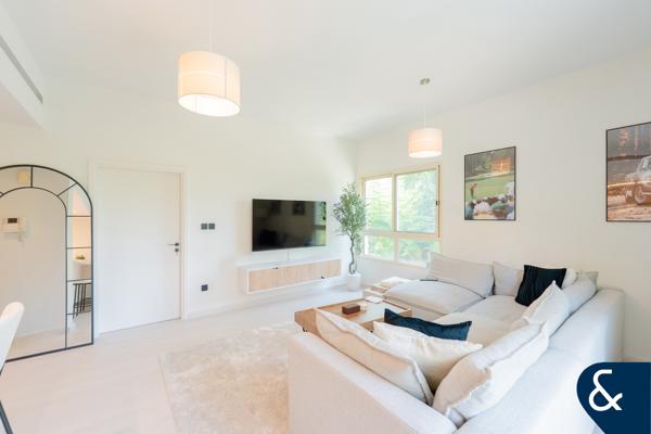 Corner Unit | Fully Upgraded | Low Floor
