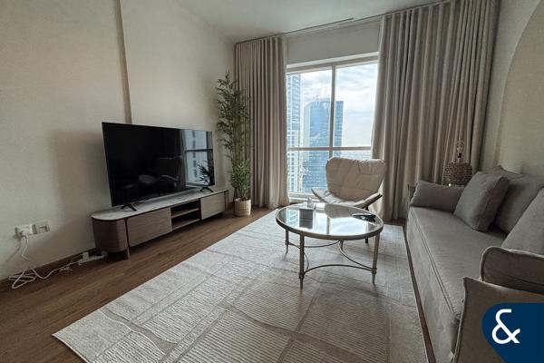 Duplex | 1 Bedroom Apartment | Lake View